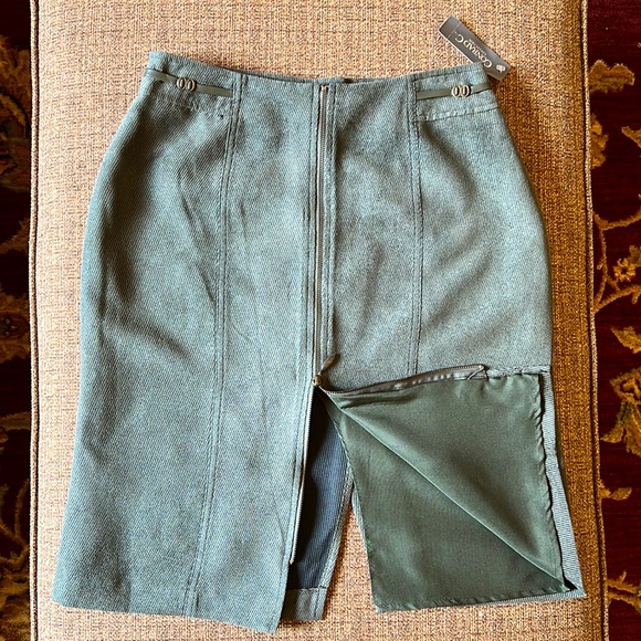 Green Corduroy Midi Skirt - Picture 3 of 13